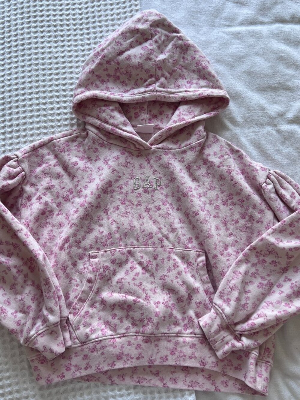 Gap × LoveShackFancy Kids Floral Cropped Logo Hoodie - Picture 2 of 6